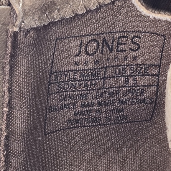 Jones New York Sonjah Tan Suede Leather Kitten Heeled Pointed Toe Boots Size 9.5 - Picture 14 of 15